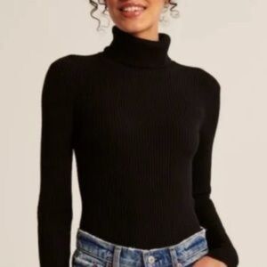 Abercrombie & Fitch Ribbed Turtleneck